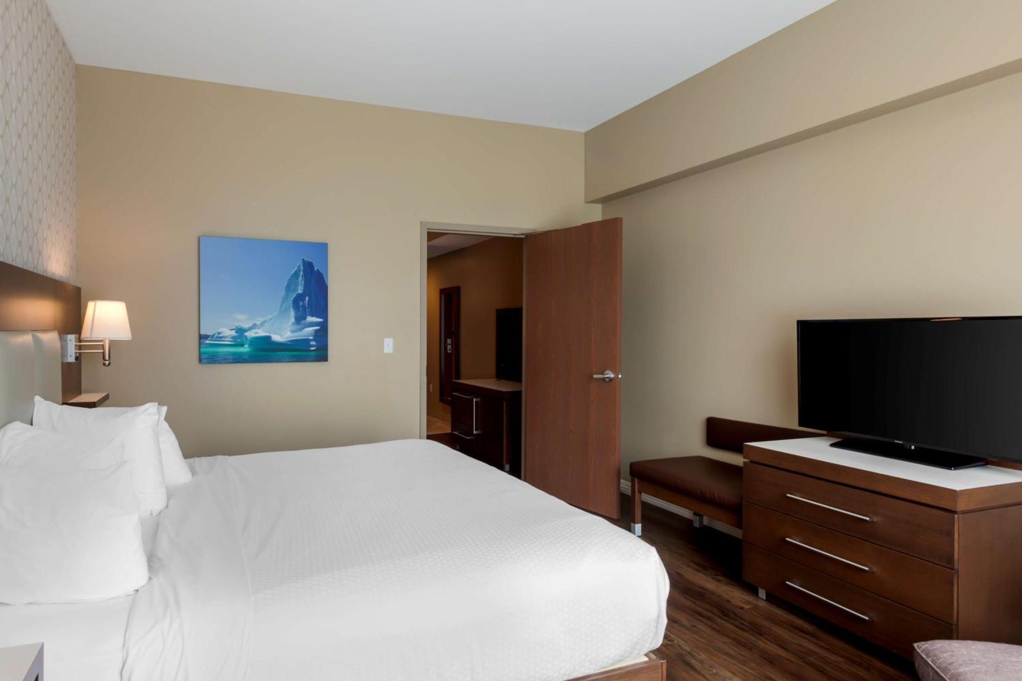 Best Western Plus St. John'S Airport Hotel And Suites Exterior foto